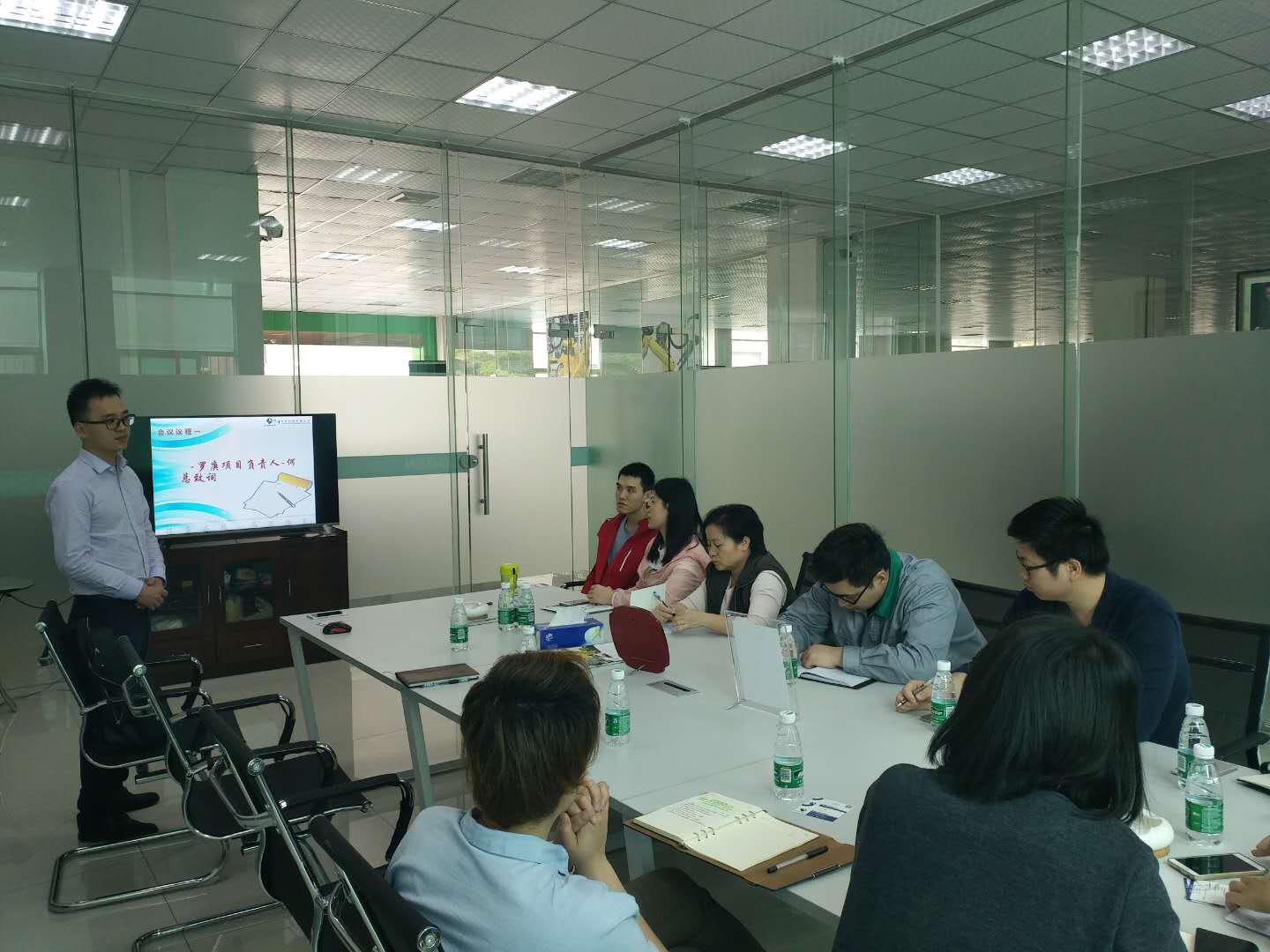 祝贺罗庚机器人签约leyu乐鱼在线官网-乐鱼（中国）ERP